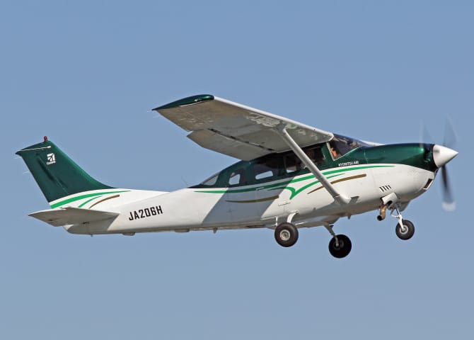 Cessna T206H Turbo Stationair